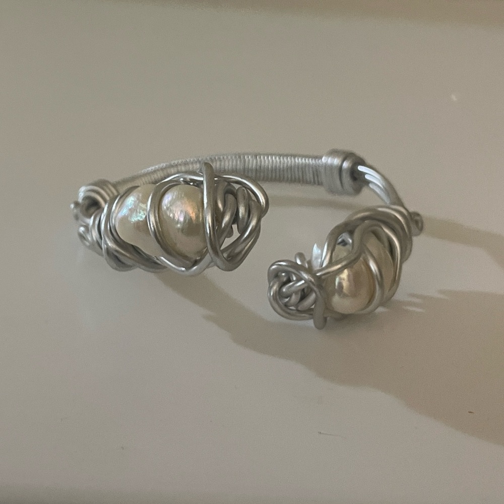 silver pearl bangle